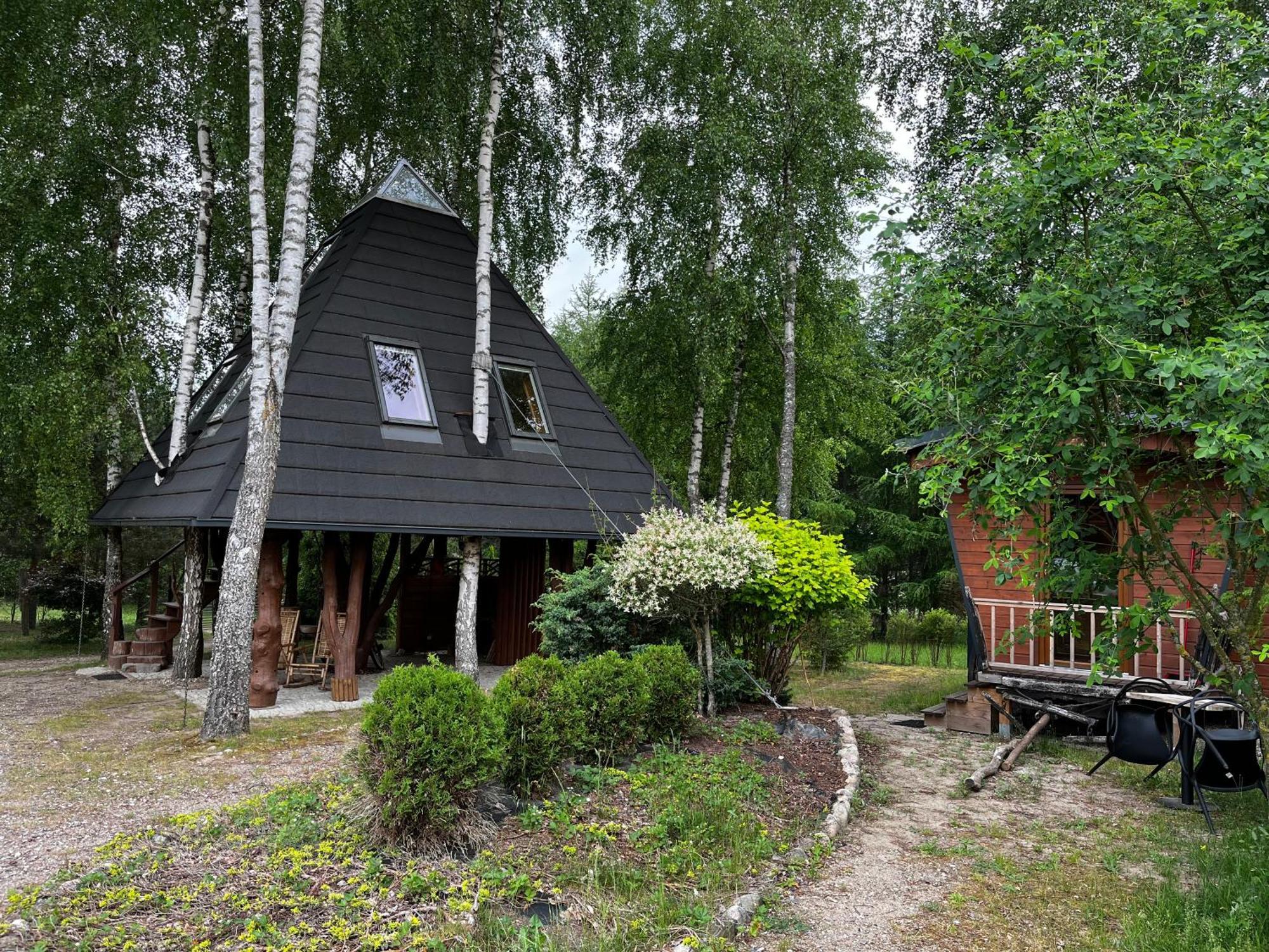Piramida W Uniesieniu Apartment Borzytuchom Exterior photo